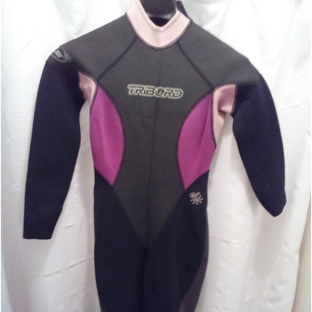 Girls wet suit